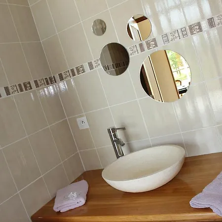 Du Perche Saint-Ouen-de-Secherouvre